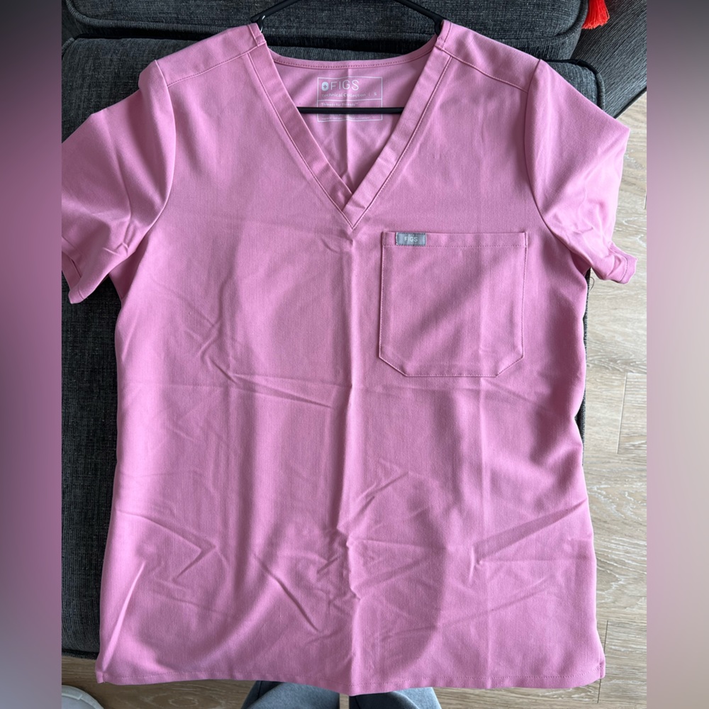 Chalk Pink Catarina FIGS small top